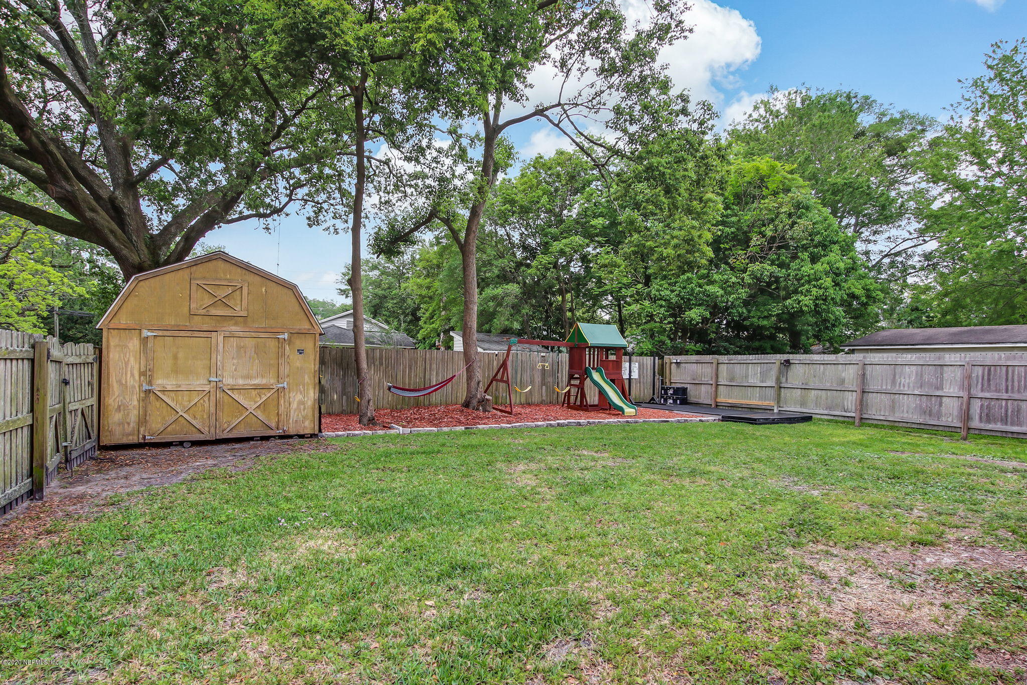 1292 Wolfe Street Jacksonville, FL 32205 - Photo 37 of 38 a view of a backyard with green space