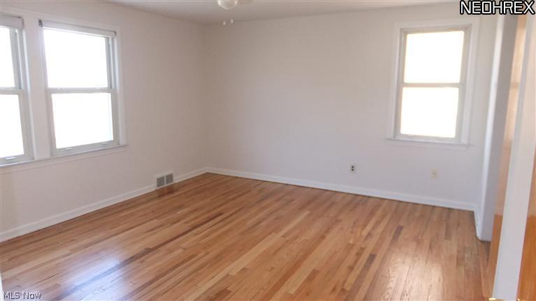 4398 Baintree Road University Heights, OH 44118 - Photo 8 of 10 LARGE BEDROOMS