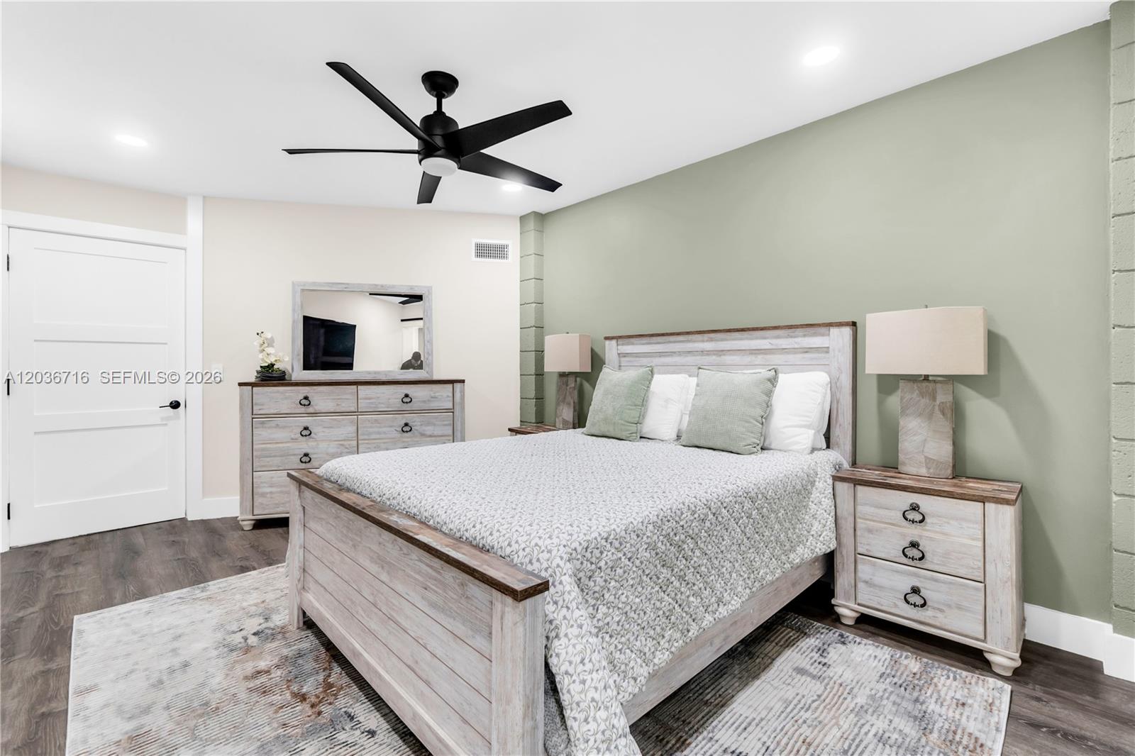 5049 Cleveland Road Delray Beach, FL 33484 - Photo 39 of 56