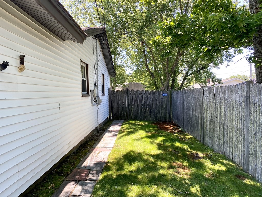 9 William Road Holbrook, MA 02343 - Photo 33 of 35 Gallery Image 33