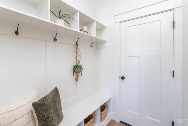 $449,900 | 6186 North Holly Springs Lane, Eagle, ID 83616