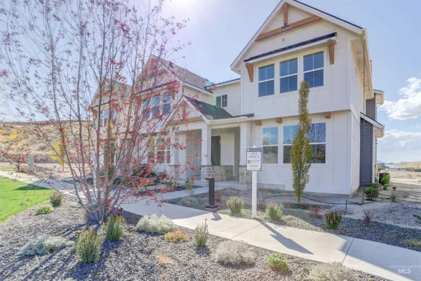 $449,900 | 6186 North Holly Springs Lane, Eagle, ID 83616