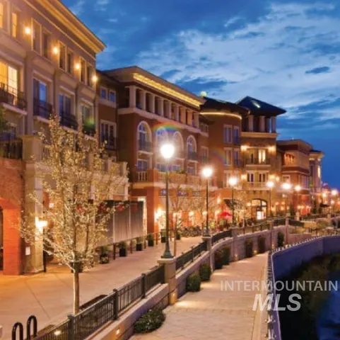 $449,900 | 6186 North Holly Springs Lane, Eagle, ID 83616