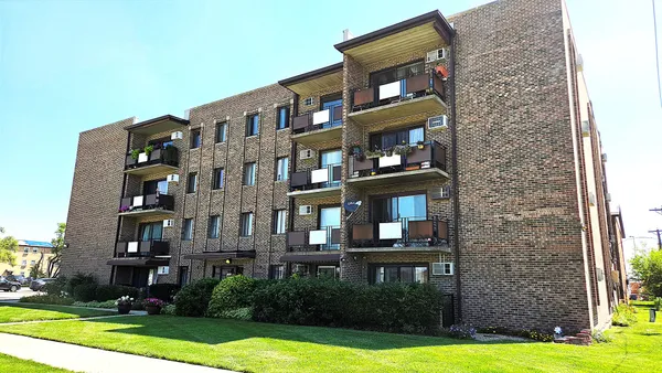 $1,650 | 7945 South Oketo Avenue, Unit 306, Bridgeview, IL 60455