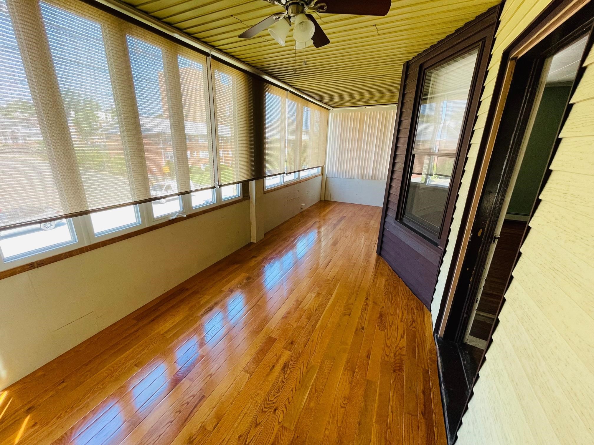 252 Murray Street, Unit 2 Elizabeth, NJ 07202 - Photo 7 of 14 a view of an entryway