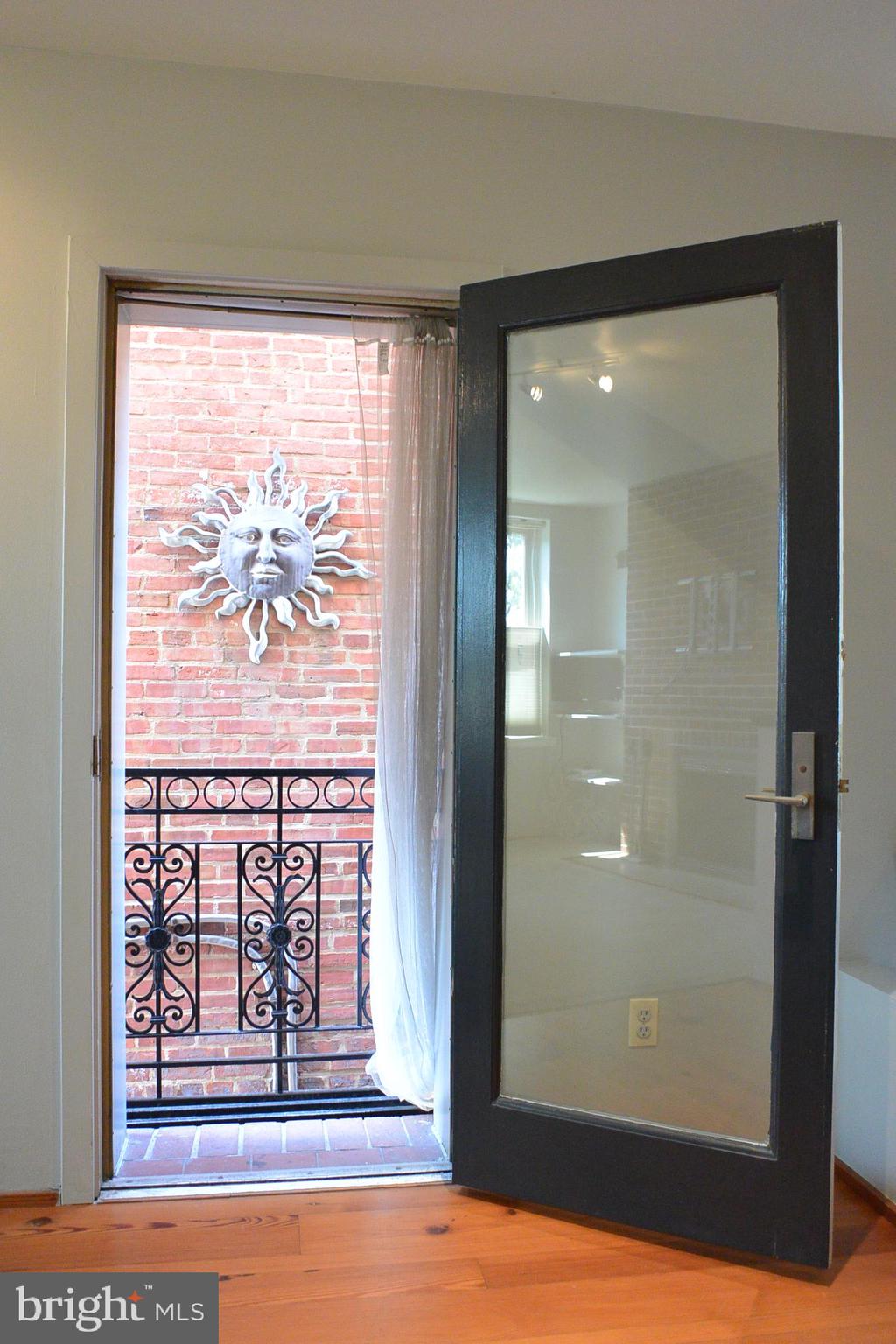 710 William Street Baltimore, MD 21230 - Photo 15 of 30