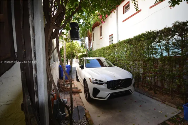 a view of outdoor space yard and patio