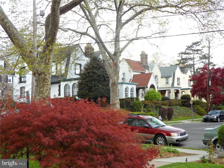 49 Chatham Road Ardmore, PA 19003 - Photo 2 of 25 View