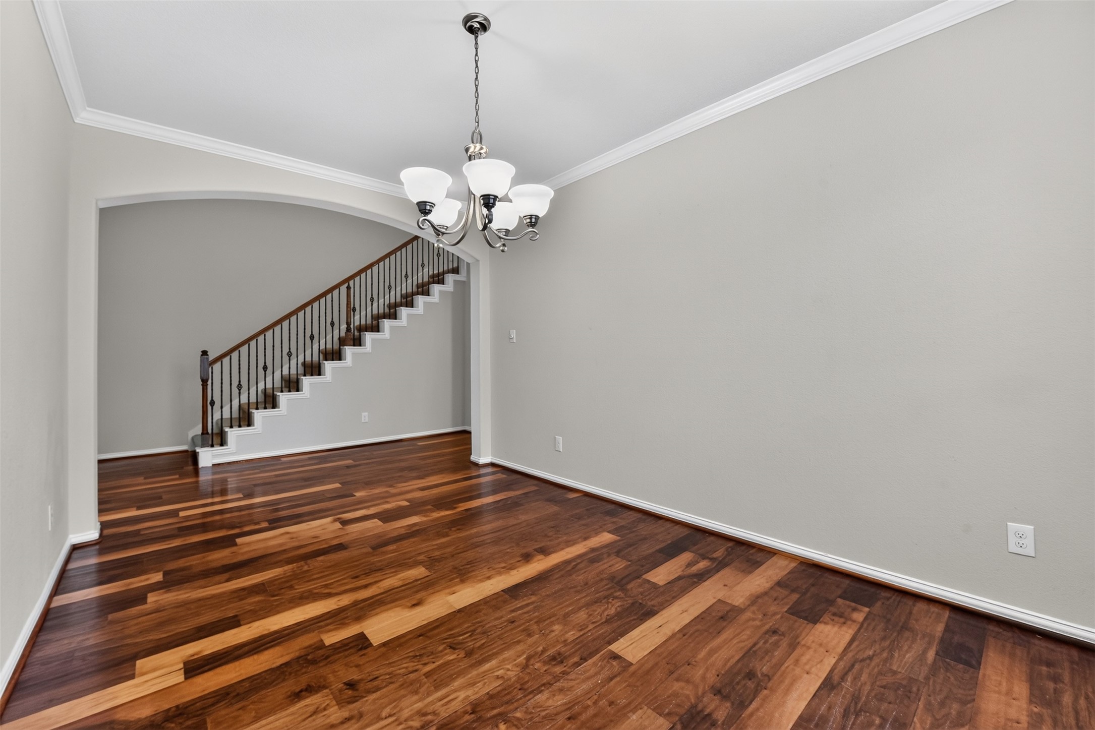 6 South Marshside Place Spring, TX 77389 - Photo 17 of 39 Gallery Image 17