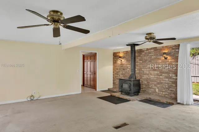 $774,500 | 9 Palmetto Beach Drive, Bluffton, SC 29910