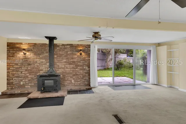 $774,500 | 9 Palmetto Beach Drive, Bluffton, SC 29910