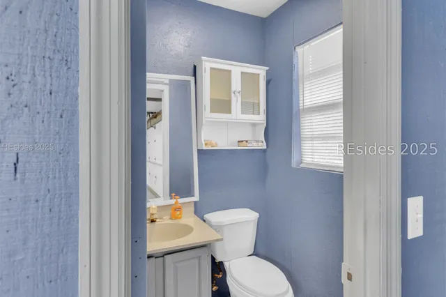 $774,500 | 9 Palmetto Beach Drive, Bluffton, SC 29910