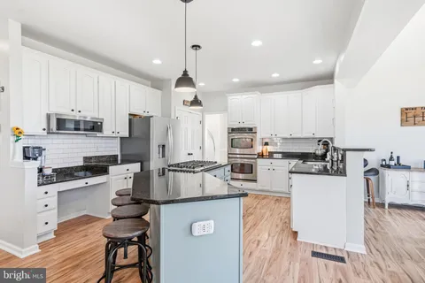 $750,000 | 207 Dillons Lane, Mullica Hill, NJ 08062