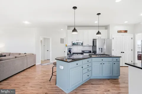 $750,000 | 207 Dillons Lane, Mullica Hill, NJ 08062