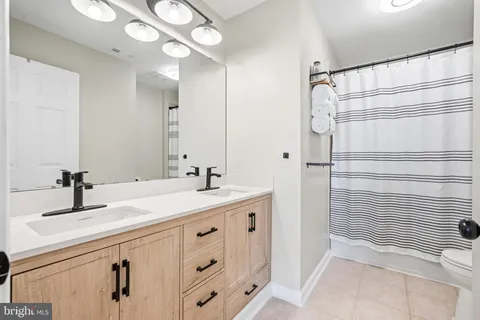 $750,000 | 207 Dillons Lane, Mullica Hill, NJ 08062