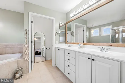 $750,000 | 207 Dillons Lane, Mullica Hill, NJ 08062