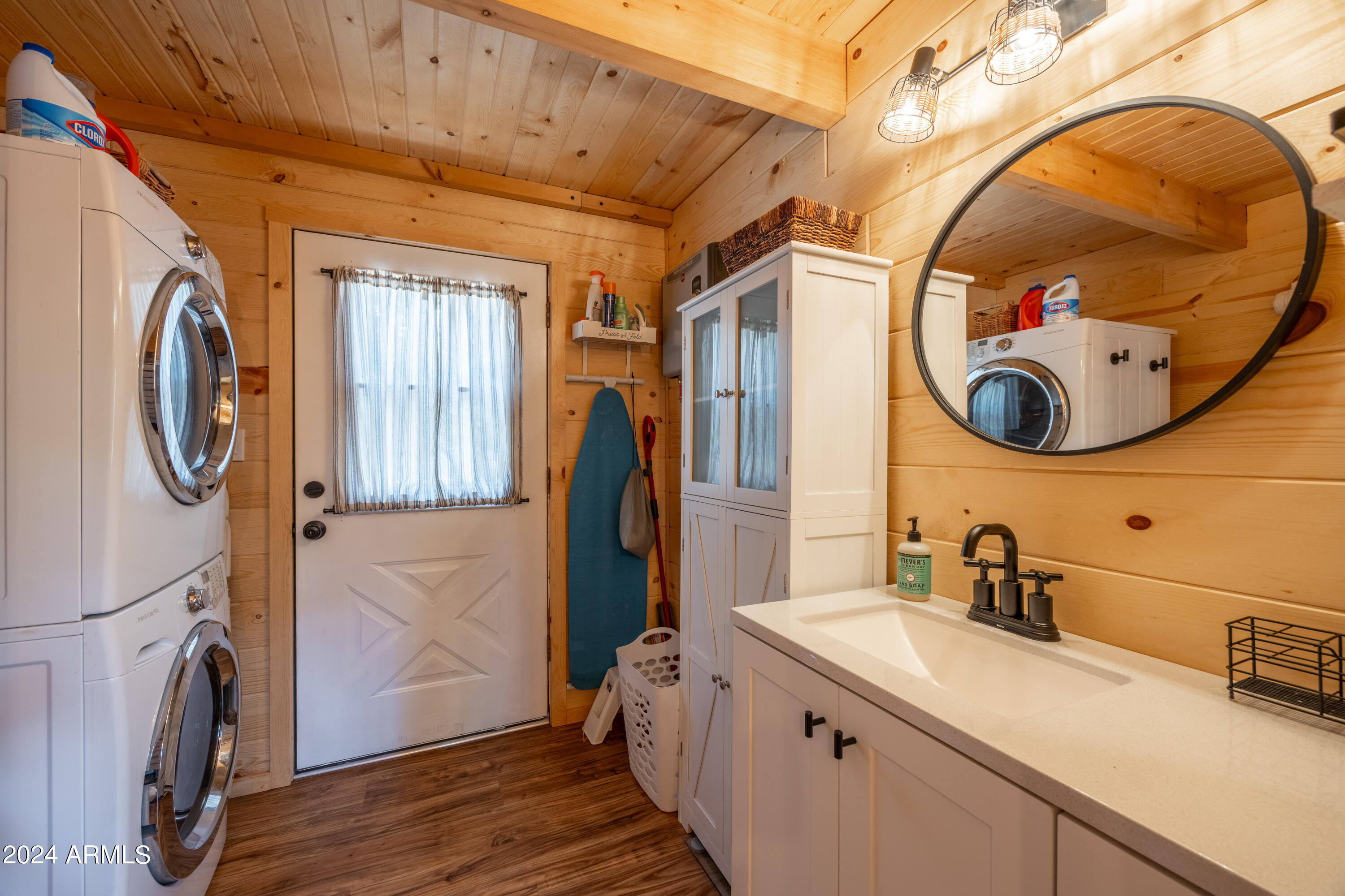 1225 Highway Loop Forest Lakes, AZ 85931 - Photo 23 of 45 a bathroom with a sink and a mirror