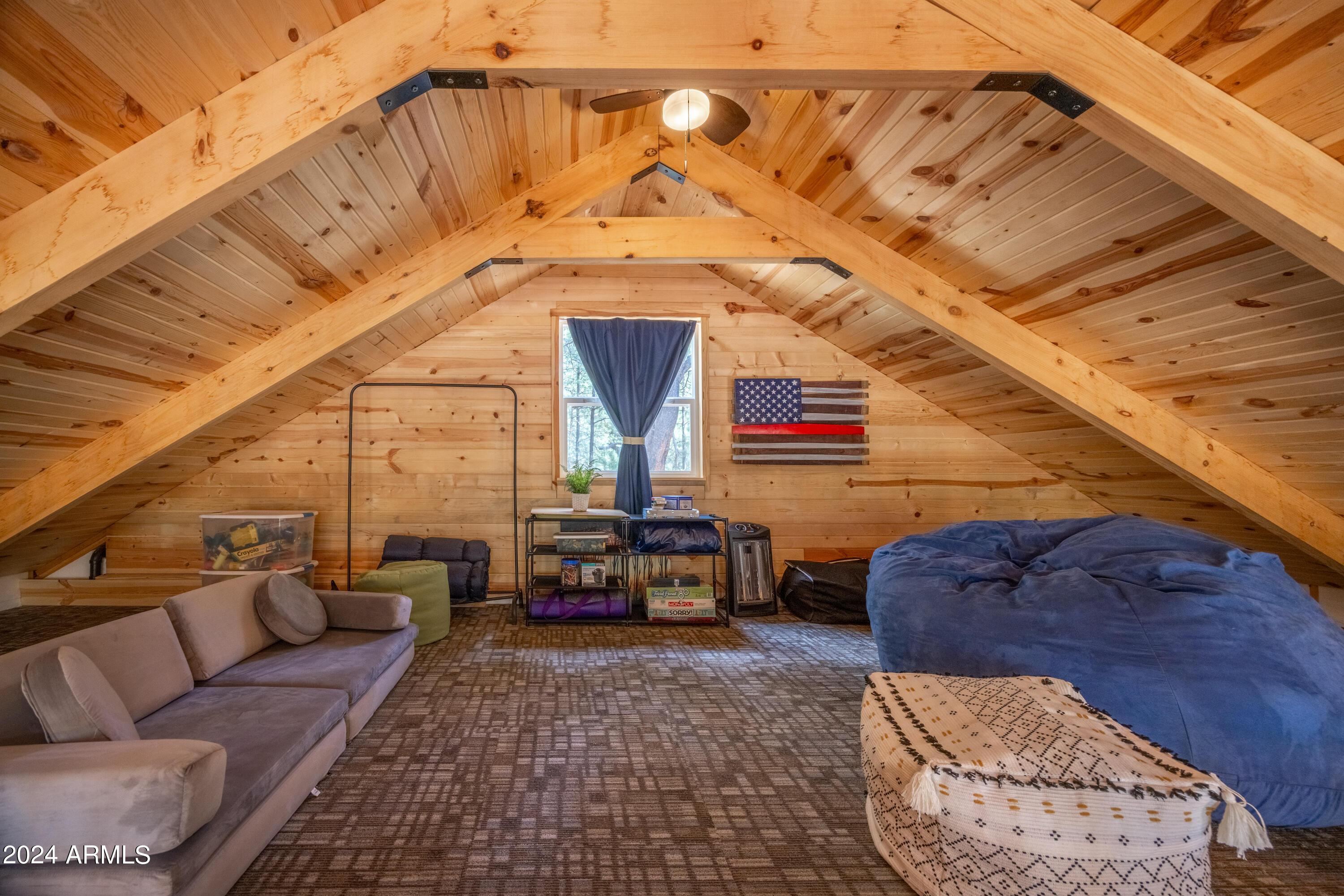 1225 Highway Loop Forest Lakes, AZ 85931 - Photo 26 of 45 a view of entryway with furniture