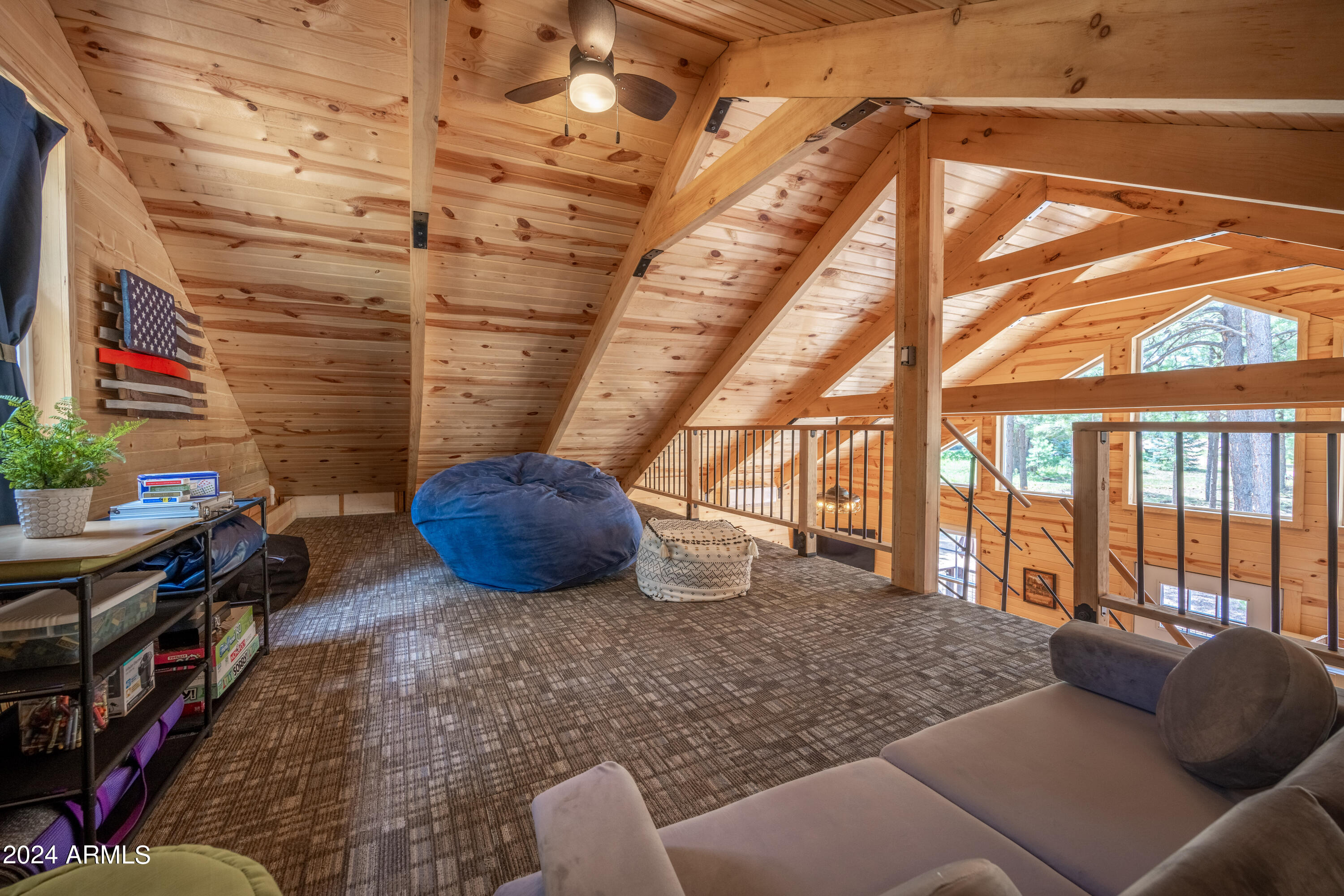 1225 Highway Loop Forest Lakes, AZ 85931 - Photo 28 of 45 a living room with furniture
