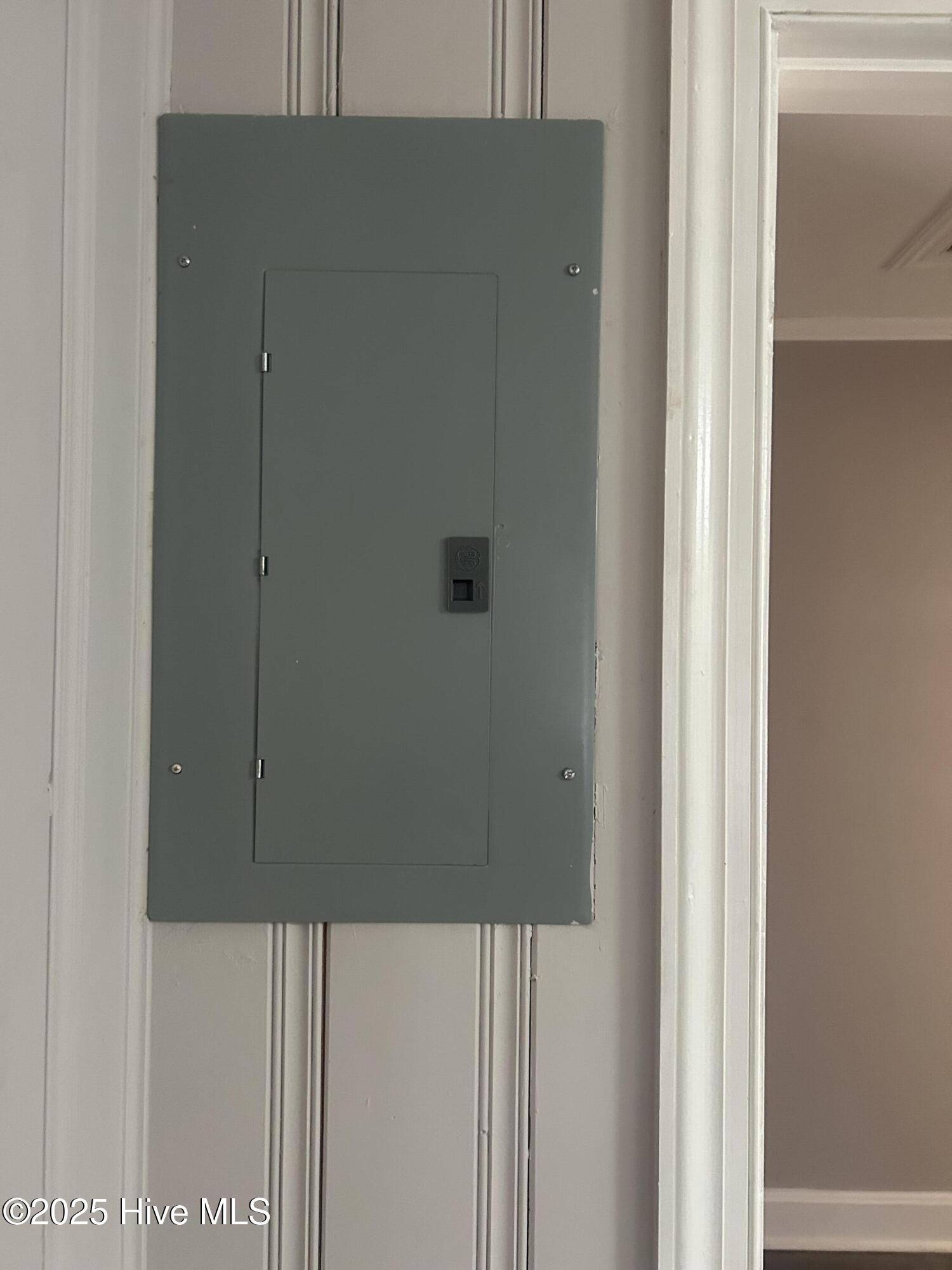 206 Waldrop Road Dudley, NC 28333 - Photo 34 of 55 Fuse box