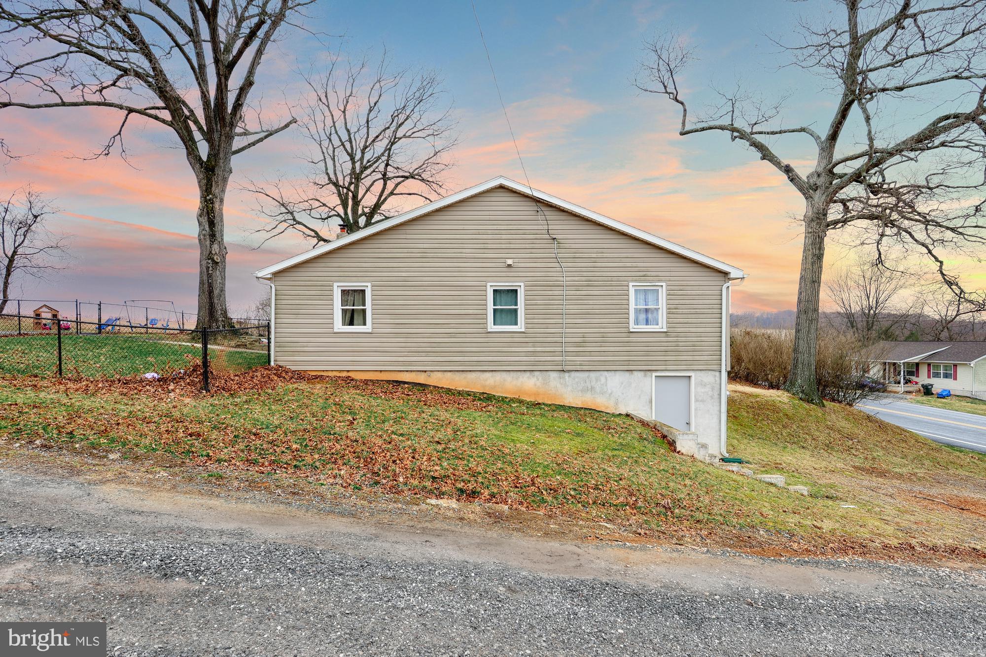 1677 New Bridgeville Road Red Lion, PA 17356 - Photo 3 of 41 Gallery Image 3
