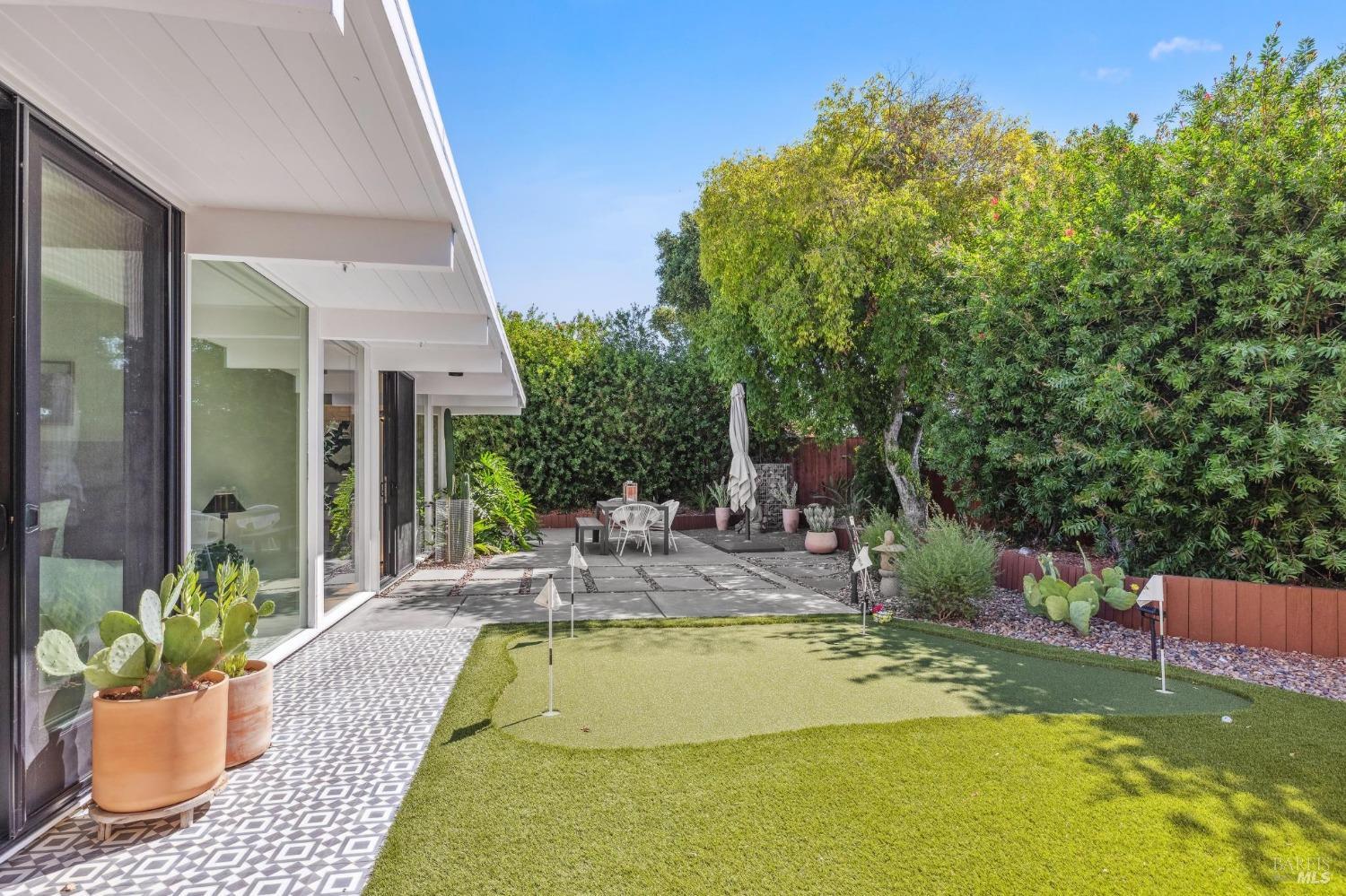 687 Idylberry Road San Rafael, CA 94903 - Photo 1 of 1 Gallery Image 1