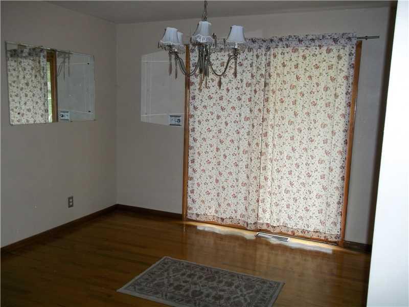 Dining Room. 