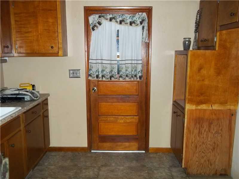 1201 Kennedy Road Charleroi, PA 15022 - Photo 9 of 11 Kitchen.