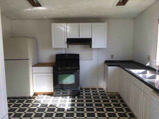 47119 Creekside Road Squaw Valley, CA 93675 - Photo 11 of 21 Gallery Image 11