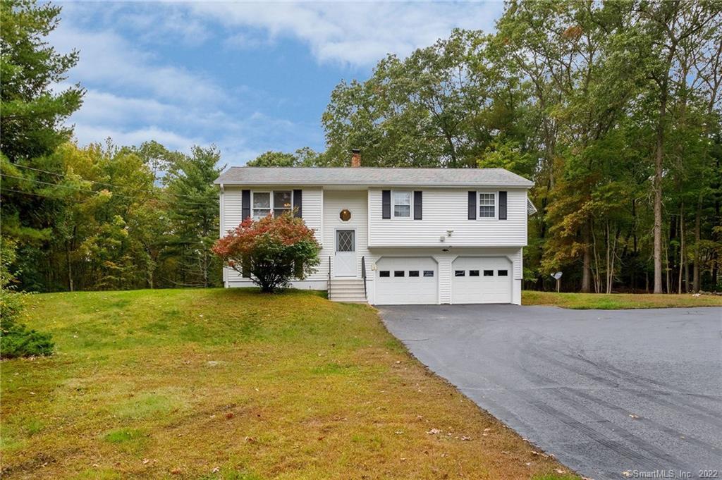 215 River Road Putnam, CT 06260 - Photo 1 of 1