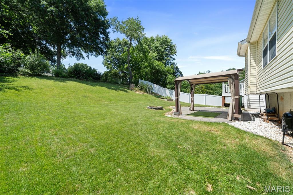 2325 Arkansas Drive High Ridge, MO 63049 - Photo 33 of 34