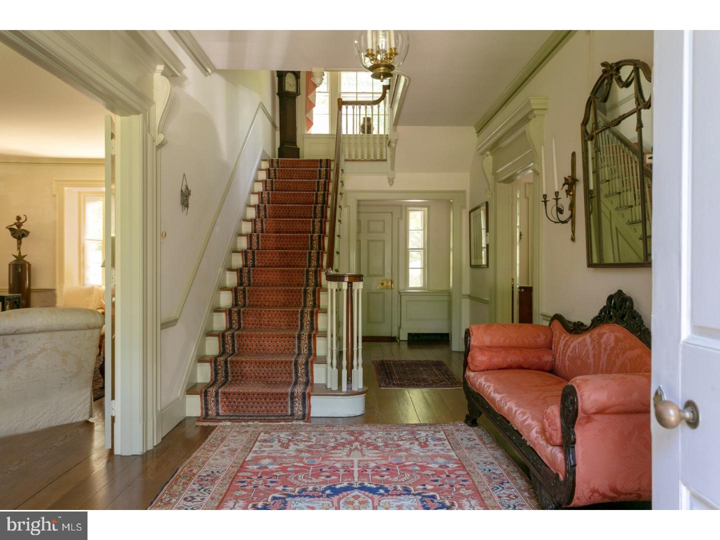 651 Black Rock Road Bryn Mawr, PA 19010 - Photo 3 of 25 Hallway