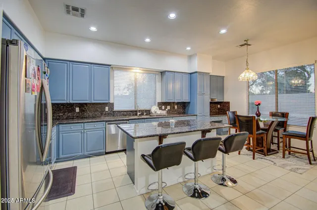 $679,500 | 218 East Sunburst Lane, Tempe, AZ 85284