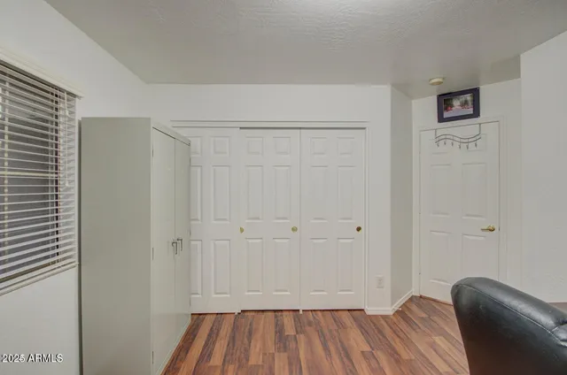 $679,500 | 218 East Sunburst Lane, Tempe, AZ 85284