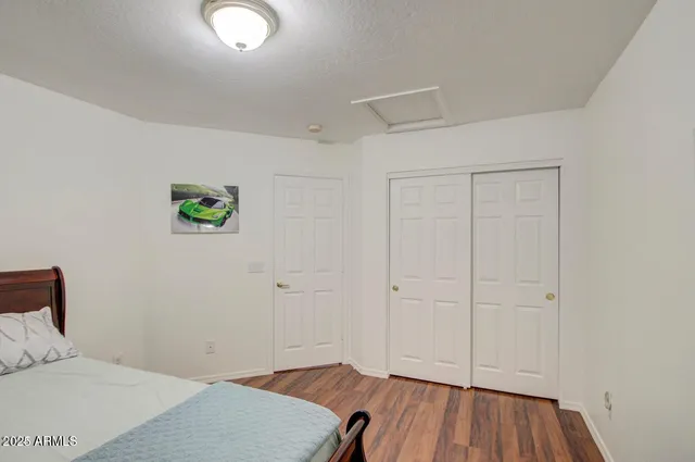 $679,500 | 218 East Sunburst Lane, Tempe, AZ 85284