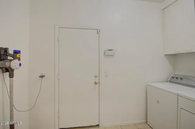 $679,500 | 218 East Sunburst Lane, Tempe, AZ 85284