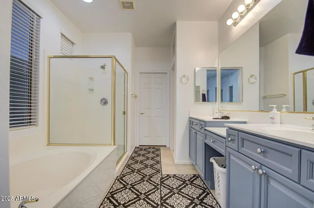 $679,500 | 218 East Sunburst Lane, Tempe, AZ 85284