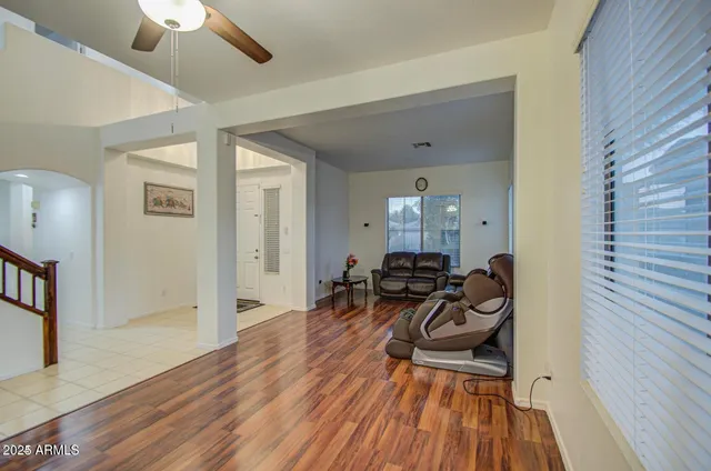 $679,500 | 218 East Sunburst Lane, Tempe, AZ 85284