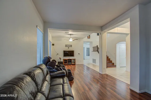 $679,500 | 218 East Sunburst Lane, Tempe, AZ 85284