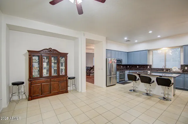 $679,500 | 218 East Sunburst Lane, Tempe, AZ 85284