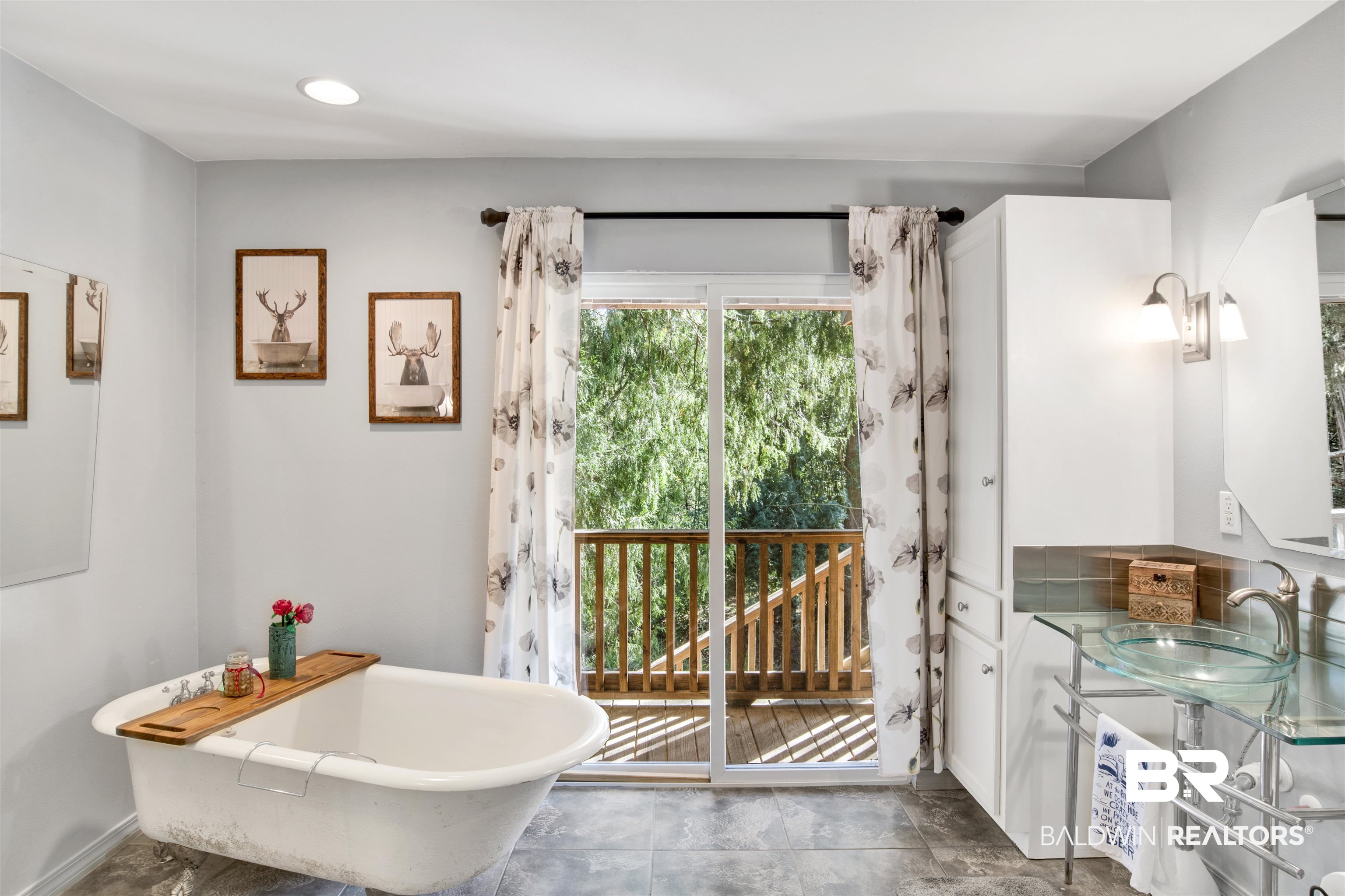 25546 Goat Cooper Road Robertsdale, AL 36567 - Photo 15 of 34 Bathroom with Soaker Tub & Shower