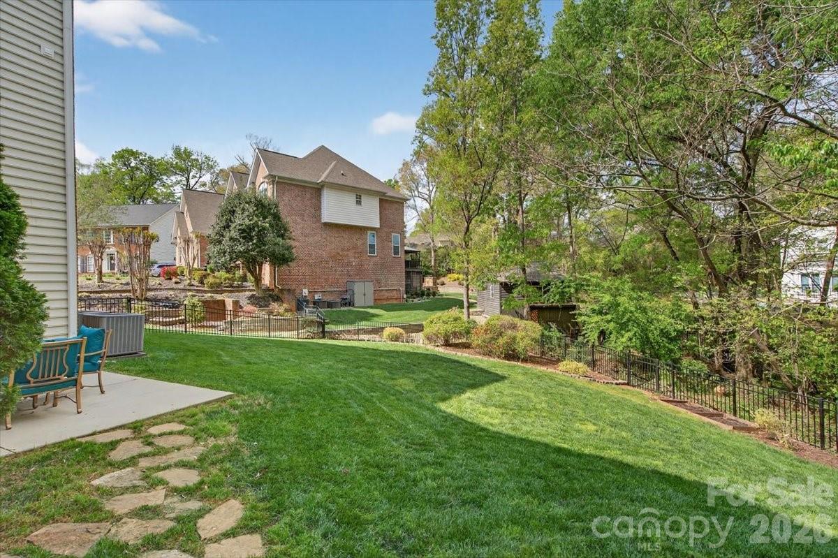 330 Chancelot Lane Fort Mill, SC 29708 - Photo 35 of 39