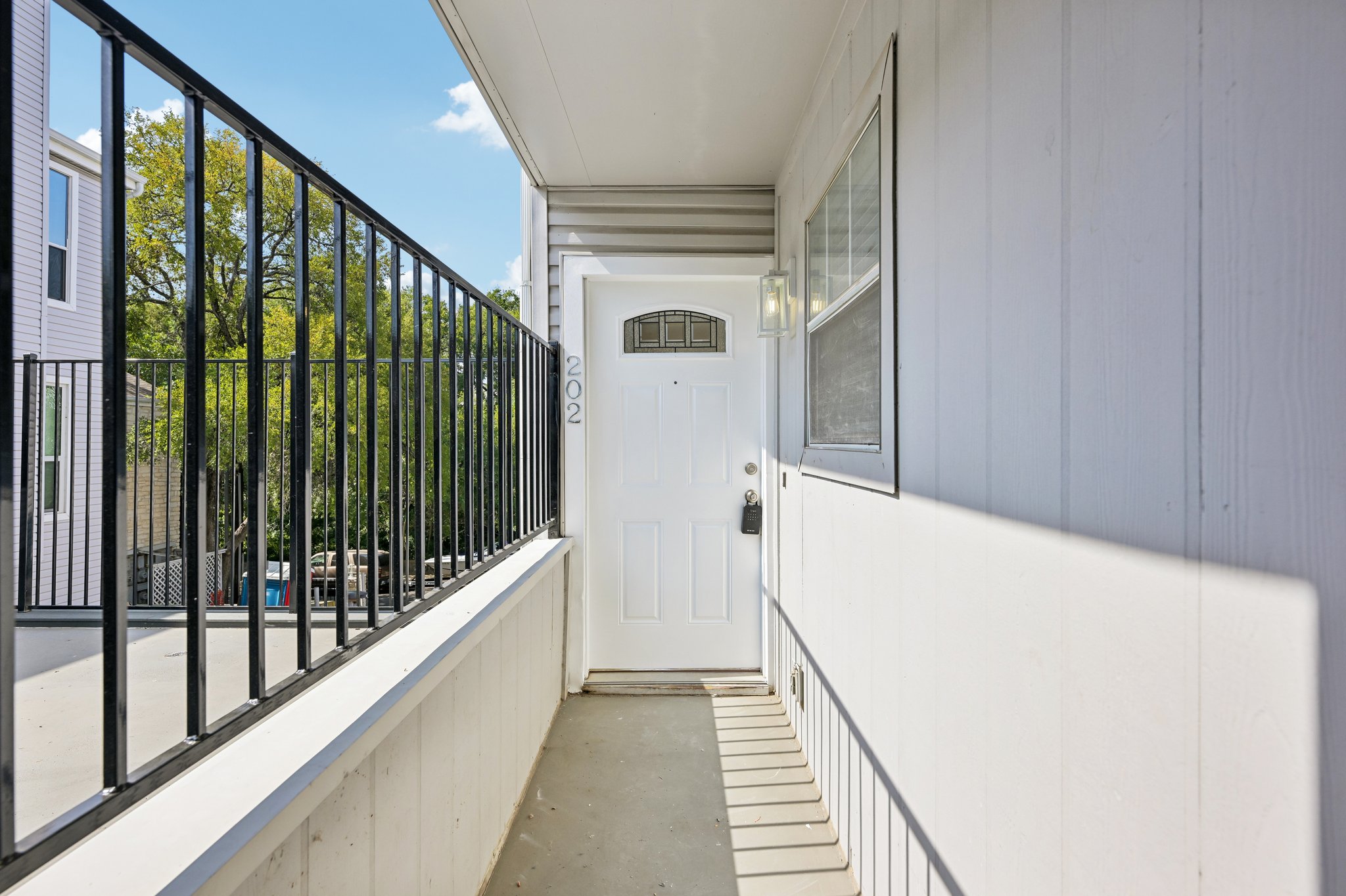 2520 Quarry Road, Unit 202 Austin, TX 78703 - Photo 6 of 38 Gallery Image 6