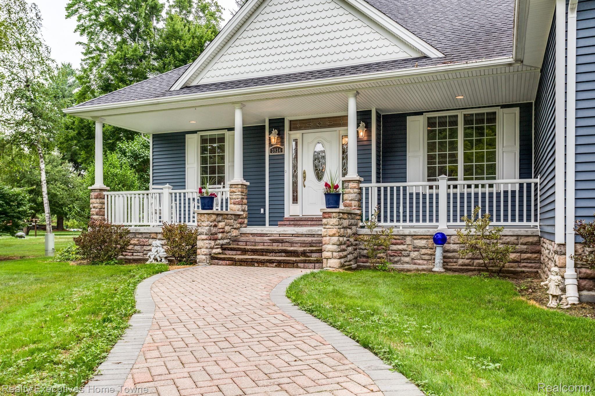 3934 State Road Fort Gratiot, MI 48059 - Photo 8 of 44 3934 State Rd-9.JPG
