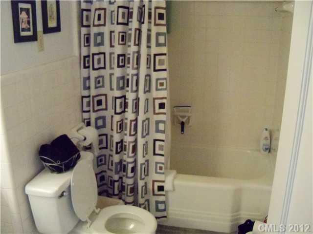 88 Maple Street, Unit 18 Badin, NC 28009 - Photo 11 of 14 Gallery Image 11