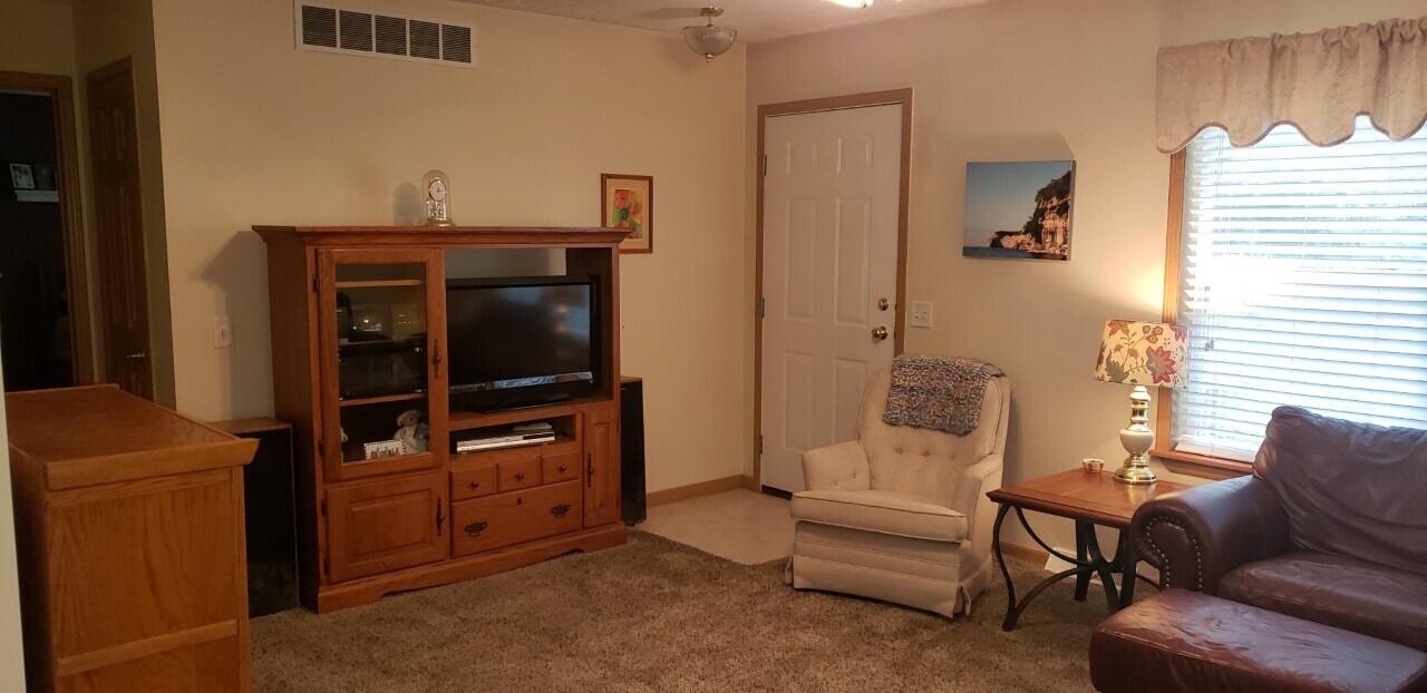 5475 Russell Road Twin Lake, MI 49457 - Photo 5 of 24 thumbnail_20220727_121222