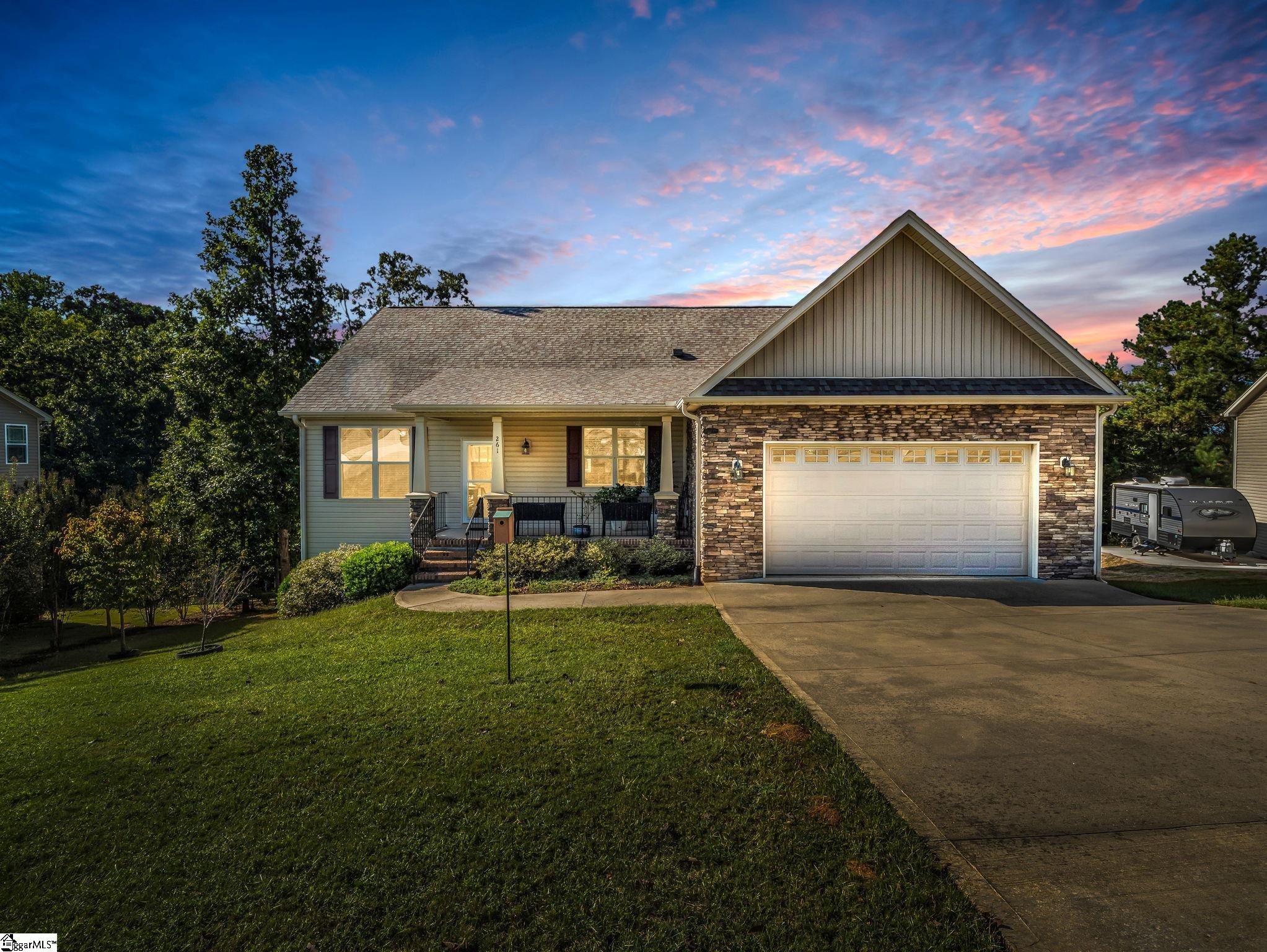 261 Glendower Lane Chesnee, SC 29323 - Photo 2 of 48