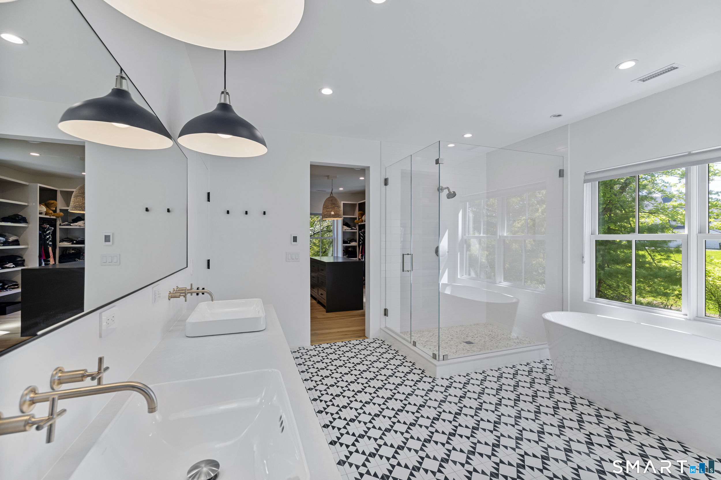 13 Sunswyck Road Darien, CT 06820 - Photo 25 of 40