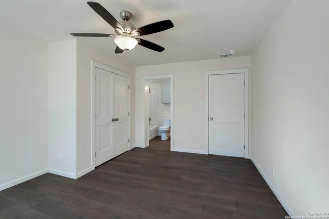 a view of a park with welcome board