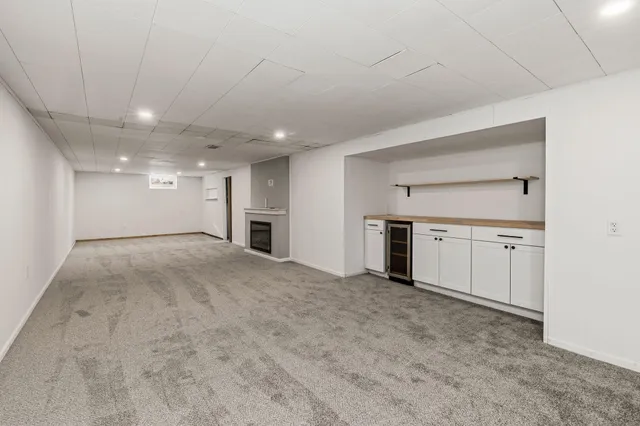 $489,900 | 15613 West Riviera Drive, New Berlin, WI 53151